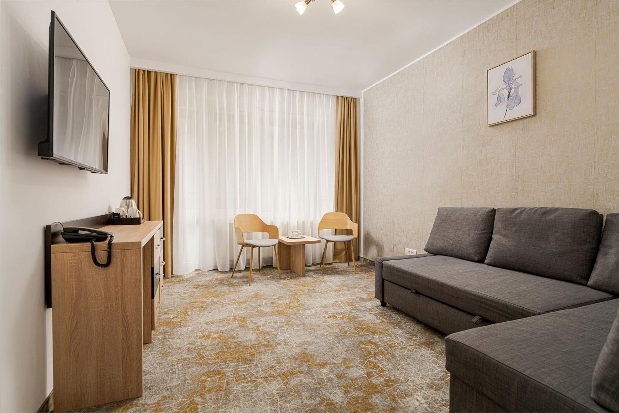 Hotel Complex Balnear Cozia - Corp Caciulata Călimăneşti Exterior foto